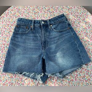 SOLD Madewell Curvy Perfect Vintage Jean Short size 26